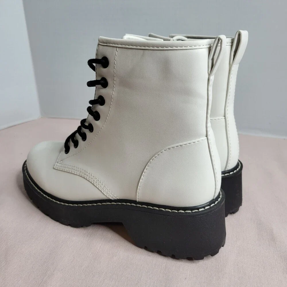 Madden Girl Carra Lace-Up Lug Sole Combat Boots White Size 6 Med